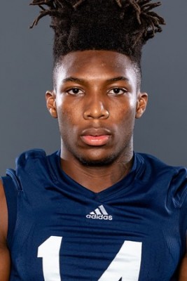 14_Darius_Lewis_19FB_CROP.jpg