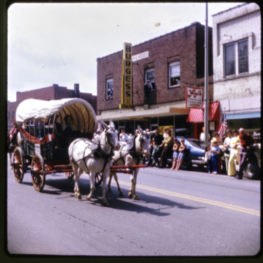 Wagon Train in Boone 1973.jpg